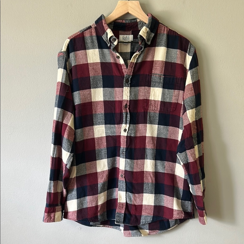 Croft & Barrow L Red, Blue, & Cream Plaid Casual Shirt Men’s Large Button Down